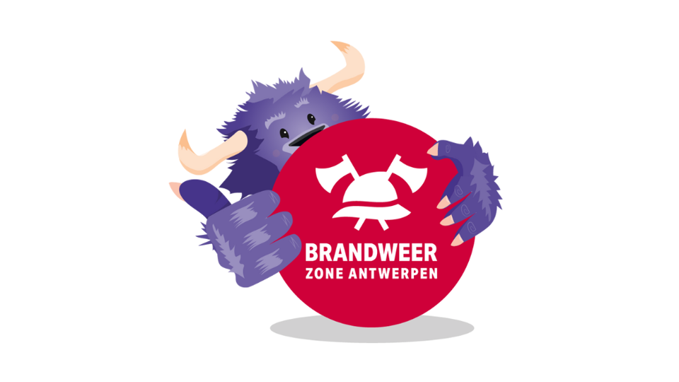 Mega Pooka Met Logo Bewerkt
